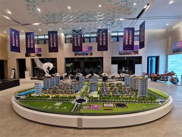 ɳ�Pģ�����������Xһƽ���׵� 2025�r���